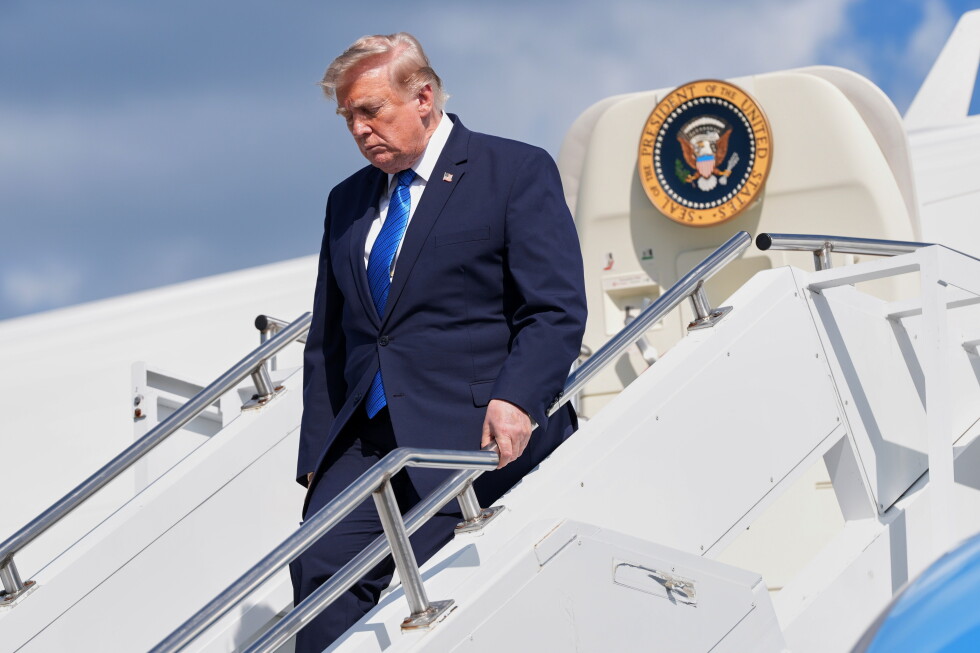Трамп заявил, что прикажет прекратить удары по Ирану после достижения параметров сделки