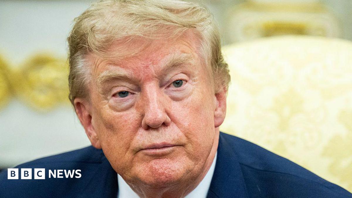 Трамп приостановил новые тарифы на Канаду на три дня