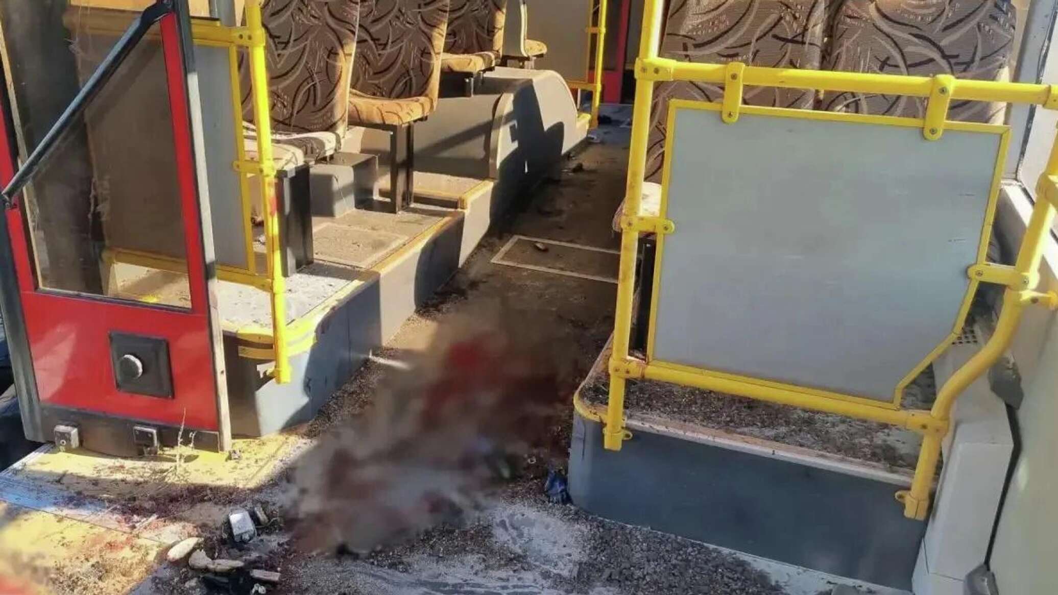 Ukrainian forces attack bus with workers in Zaporizhzhia region