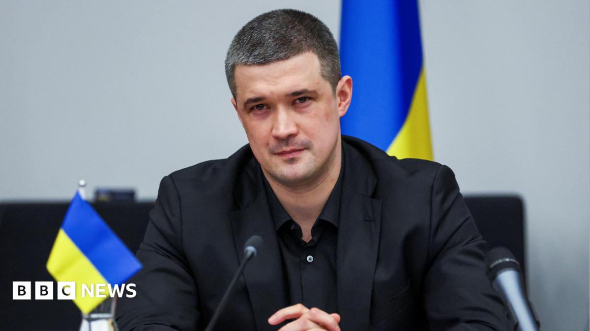 Бывший министр обороны Украины призвал провести президентские выборы