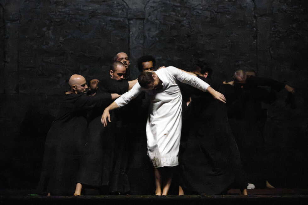 Live Animals and Baking Bread Feature in Messiaen's 'Saint François d'Assise' at Salzburg Festival