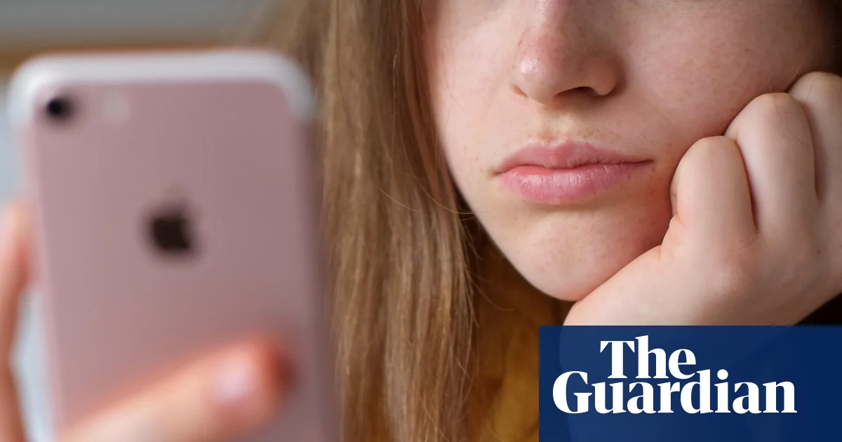 Australia proposes letting social media users opt out of algorithms
