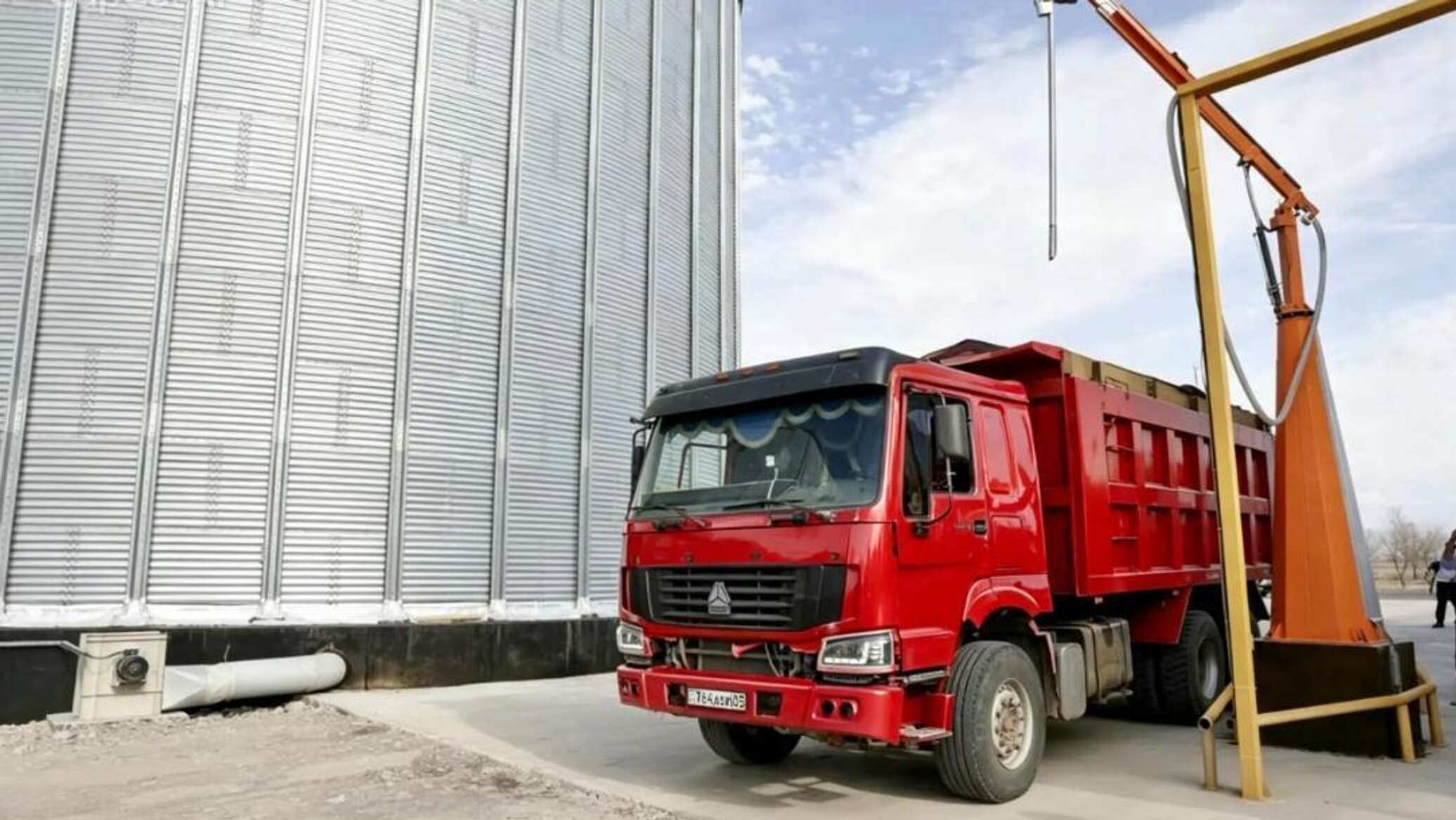 Agrocomplex storing 30,000 tonnes launched in Almaty Region
