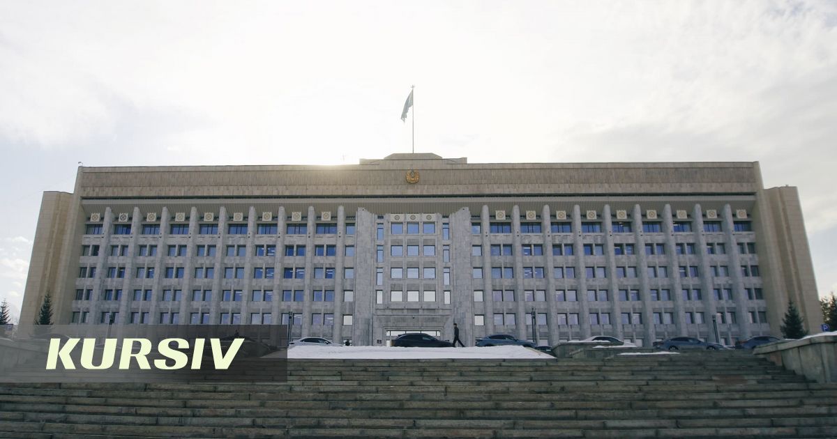 Алматы суретшілері акиматтан картиналарын қайтаруды талап етті