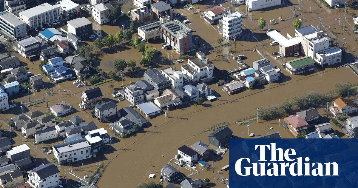 Typhoon Dujuan kills at least two in Japan, triggers landslides