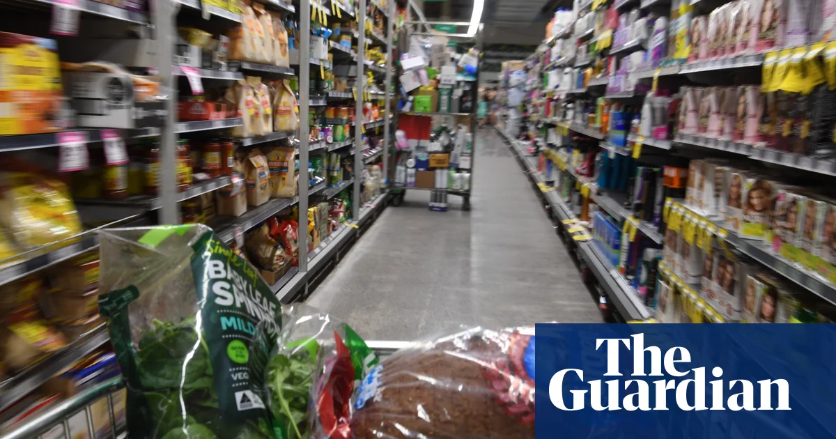 Record-strength El Niño could mean bigger supermarket bills for Australians
