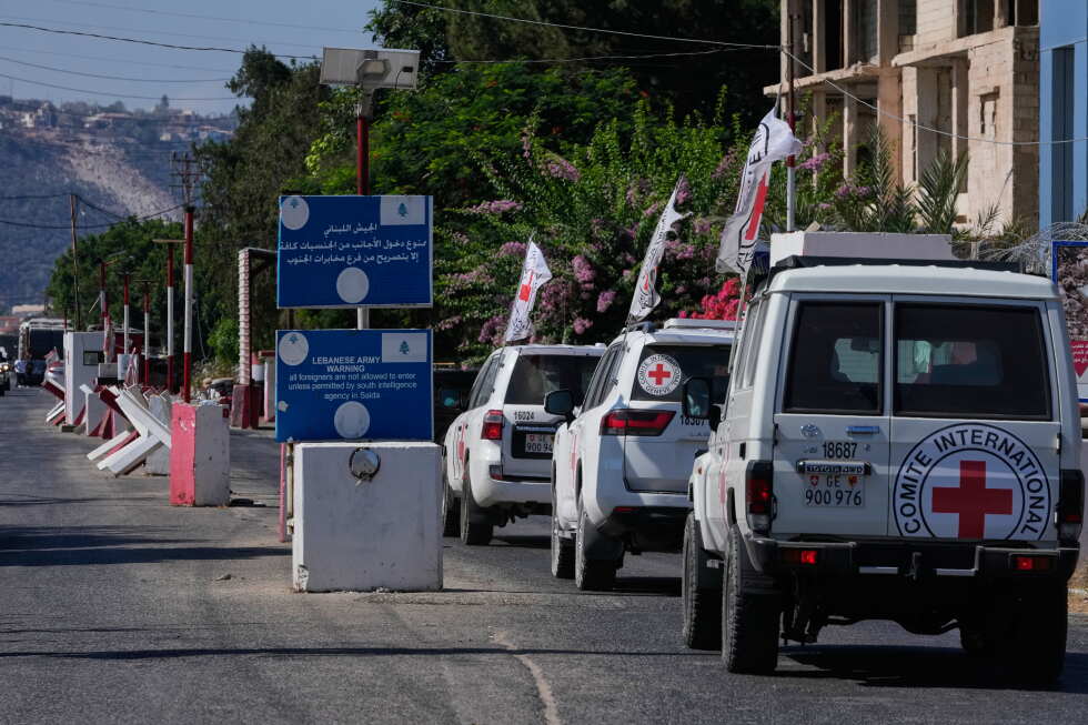 Israel frees 4 more Lebanese prisoners in deal tied to missing Jews