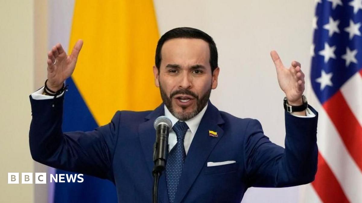 Колумбияның жаңа президенті қару тасымалдау ережелерін жеңілдетті