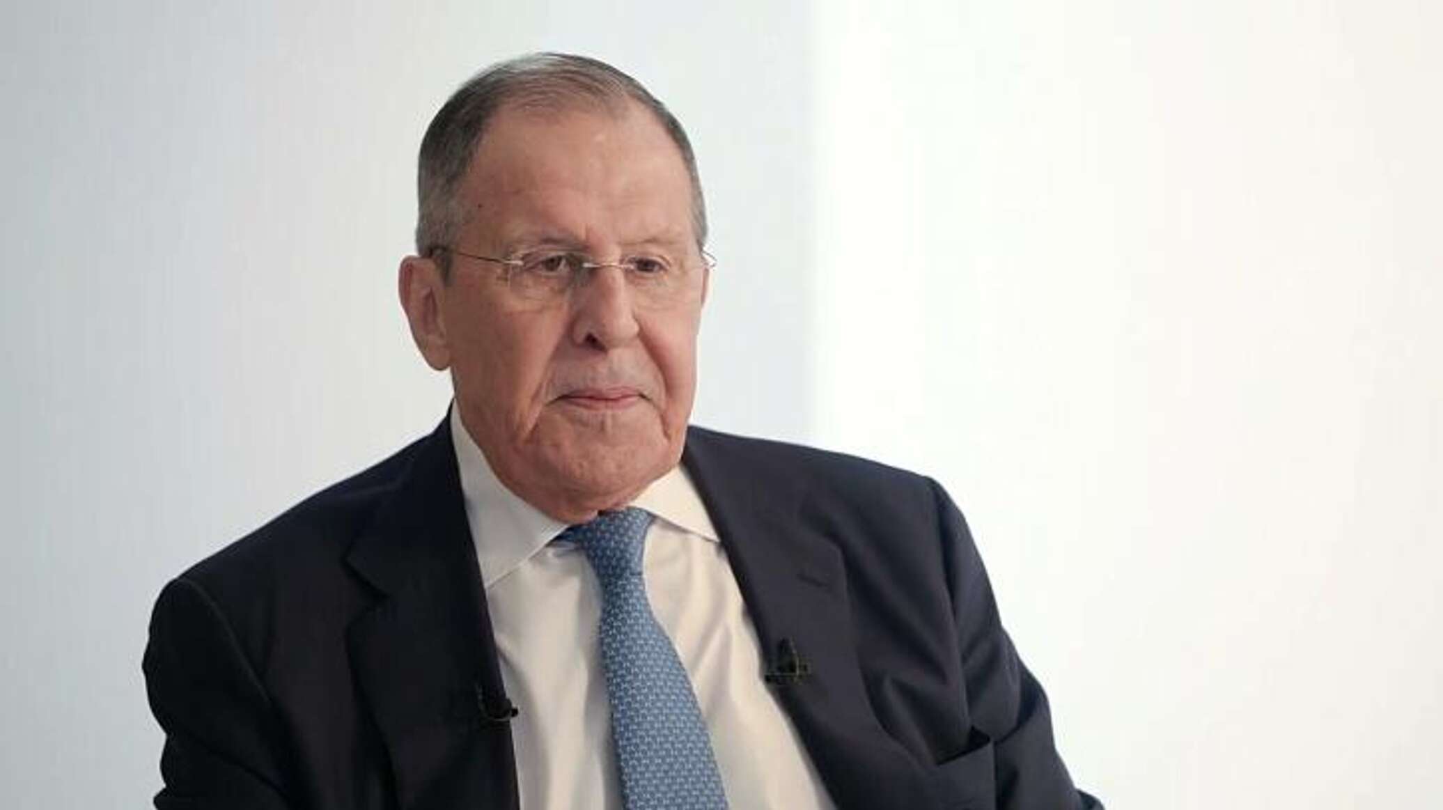 Lavrov: US Does Not Want to Draw Ukraine into NATO