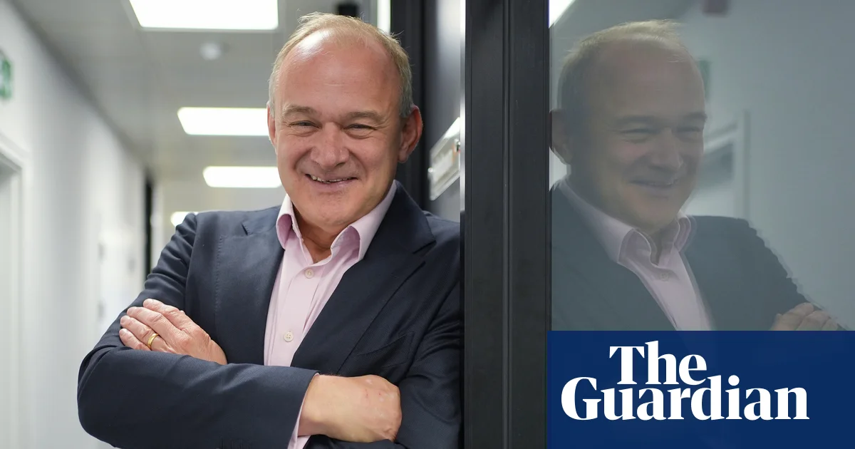 Lib Dems have 'moral responsibility' to block Reform, says Ed Davey
