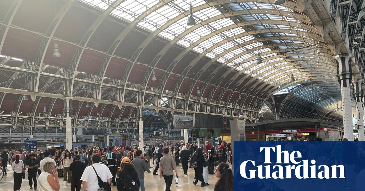 London Paddington fire causes rail chaos as Heathrow trains cancelled
