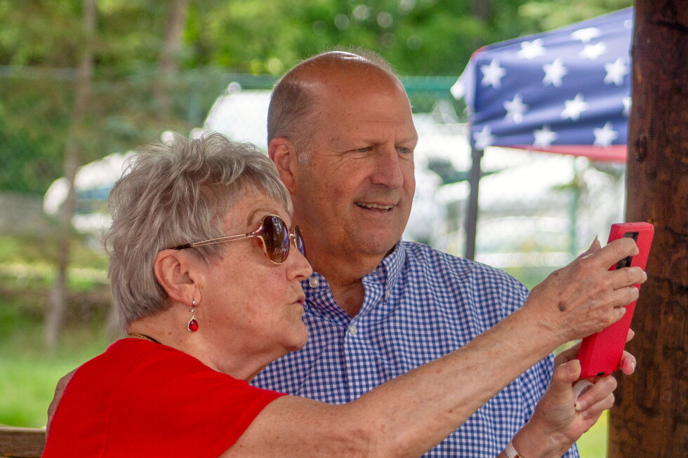 New Hampshire primary: Sununu, Brown vie for Senate seat
