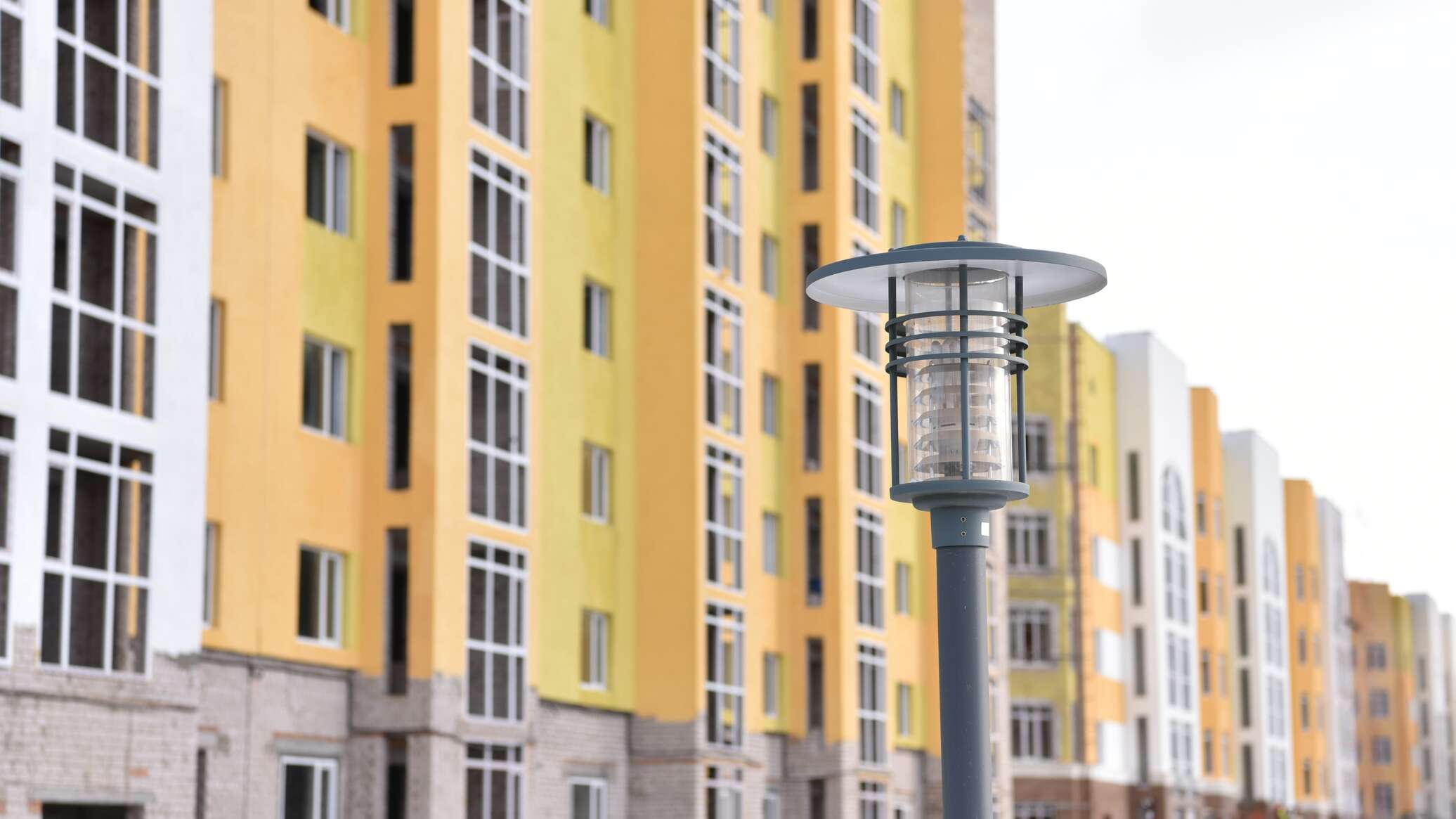 Kostanay construction firm head sentenced for embezzling 123 mln tenge from residents
