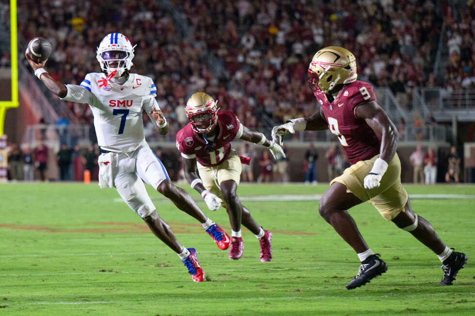 SMU обыграла Florida State 27-24 благодаря позднему голу Ника Рида