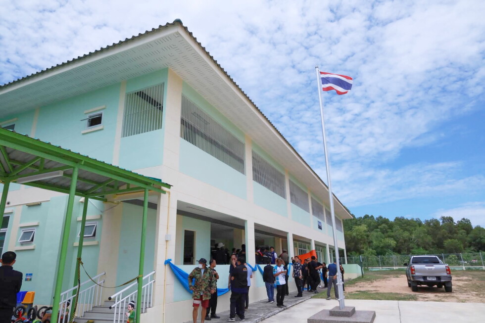 Gunman kills kindergarten teacher in eastern Thailand
