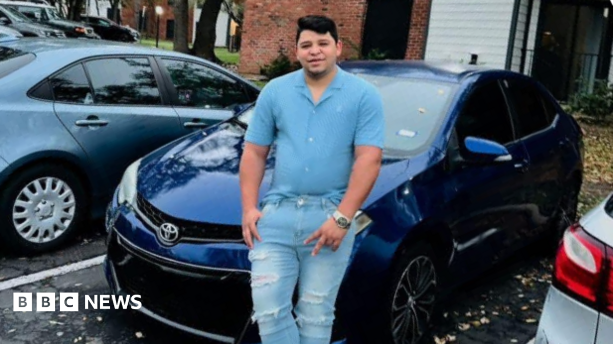 Texas ICE shooting leaves Venezuelan DoorDash driver with bullet in back