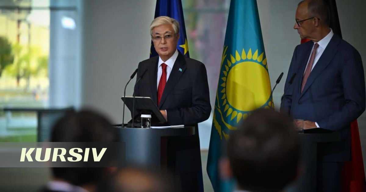 Tokayev answers question on Ukraine and Russia
