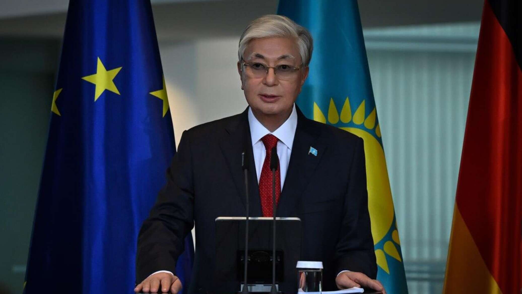 Тоқаевтың Германияға сапары: 2 млрд долларға 30-дан астам келісім жасалды