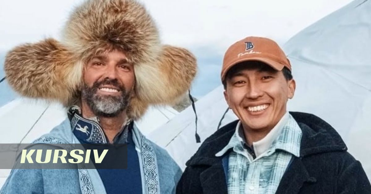Trump Jr. receives Kazakh shapan and tymak as gift