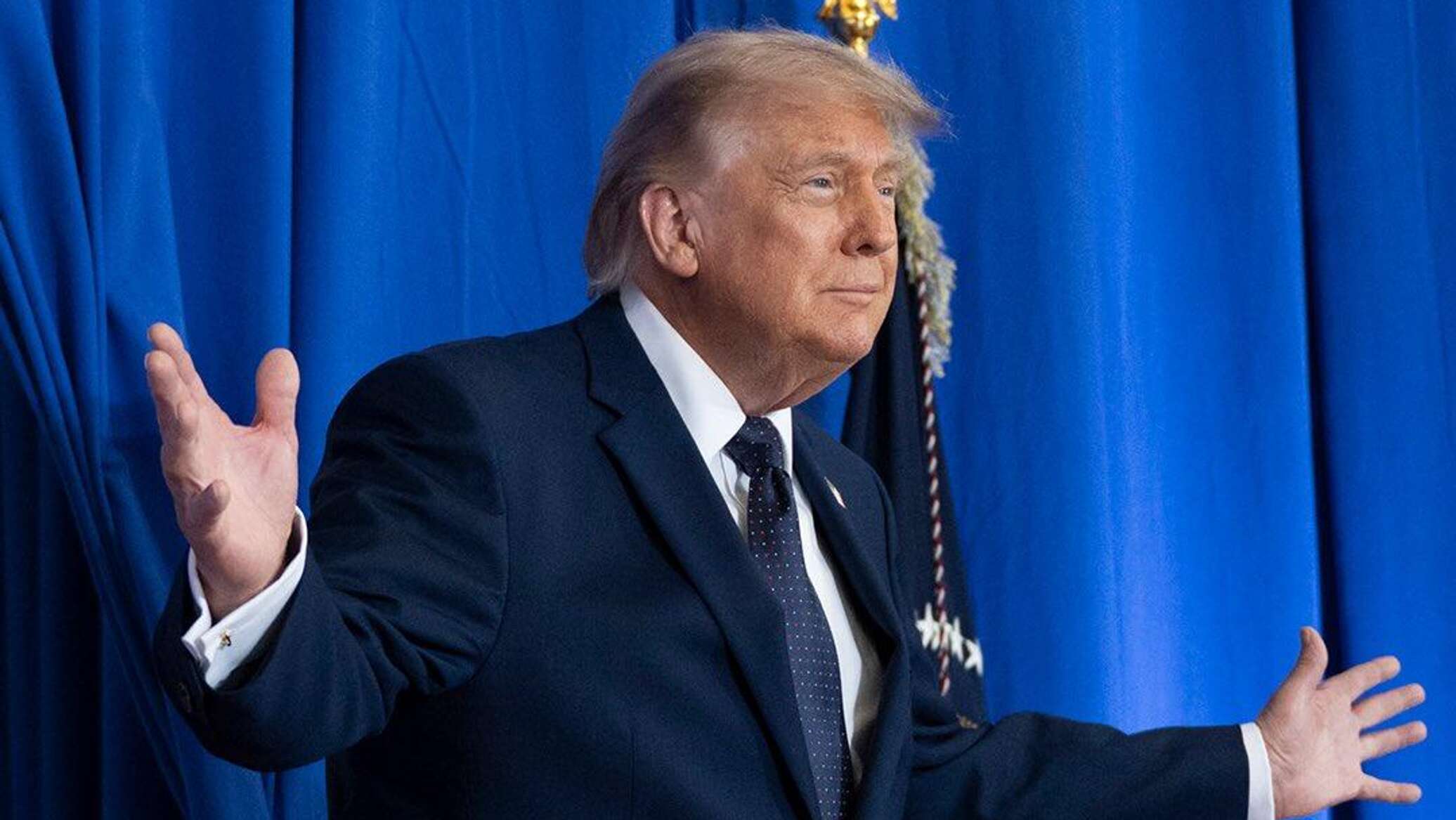 Trump says he is helping Ukraine