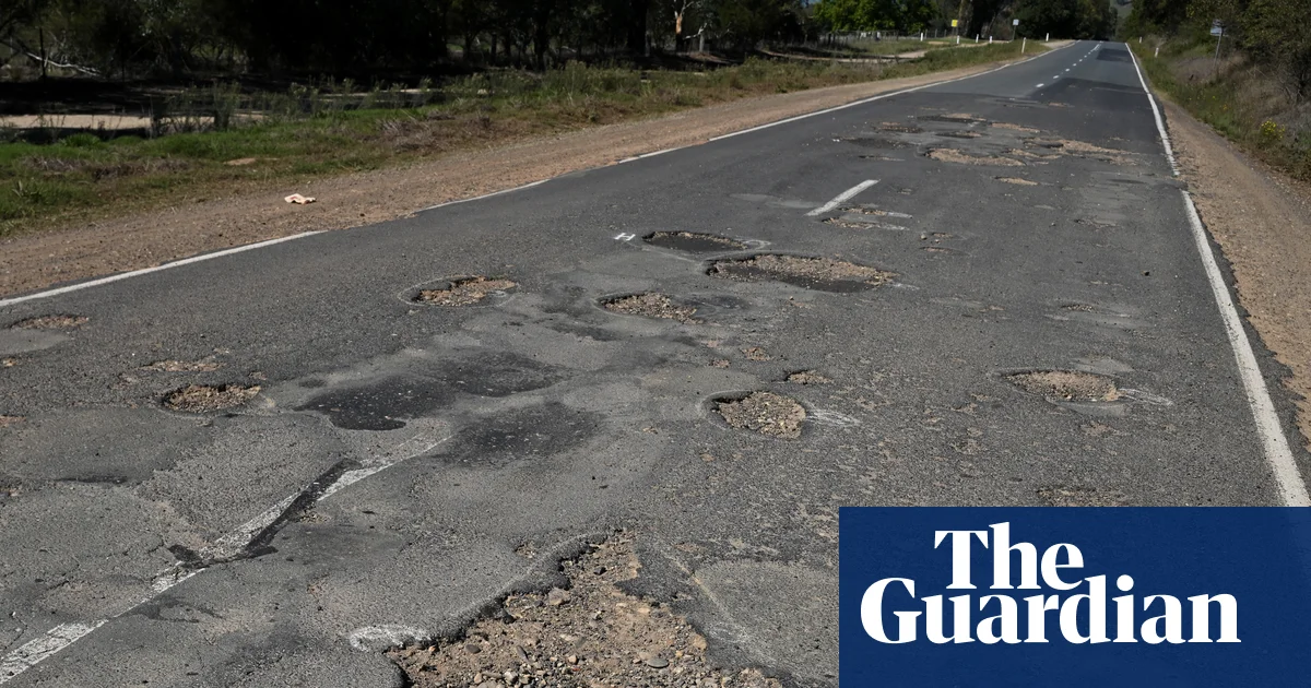 Victoria roads: 12 years of neglect and 'pothole populism'
