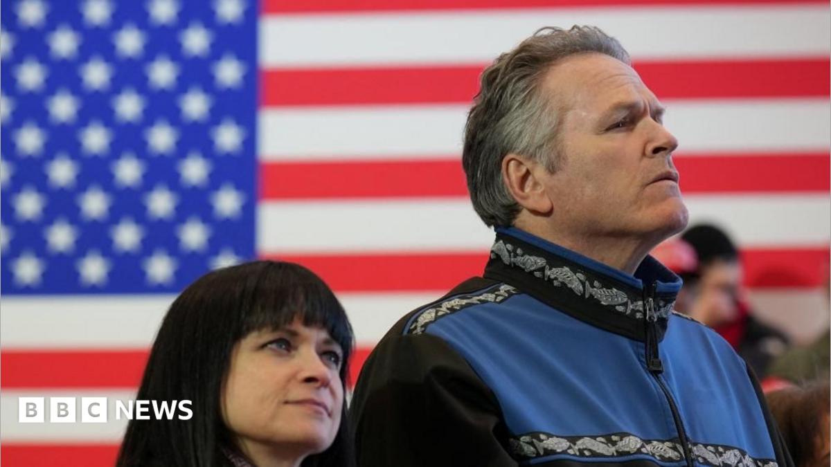 Alaska governor orders probe into Democratic campaign's alleged links to same-name candidate