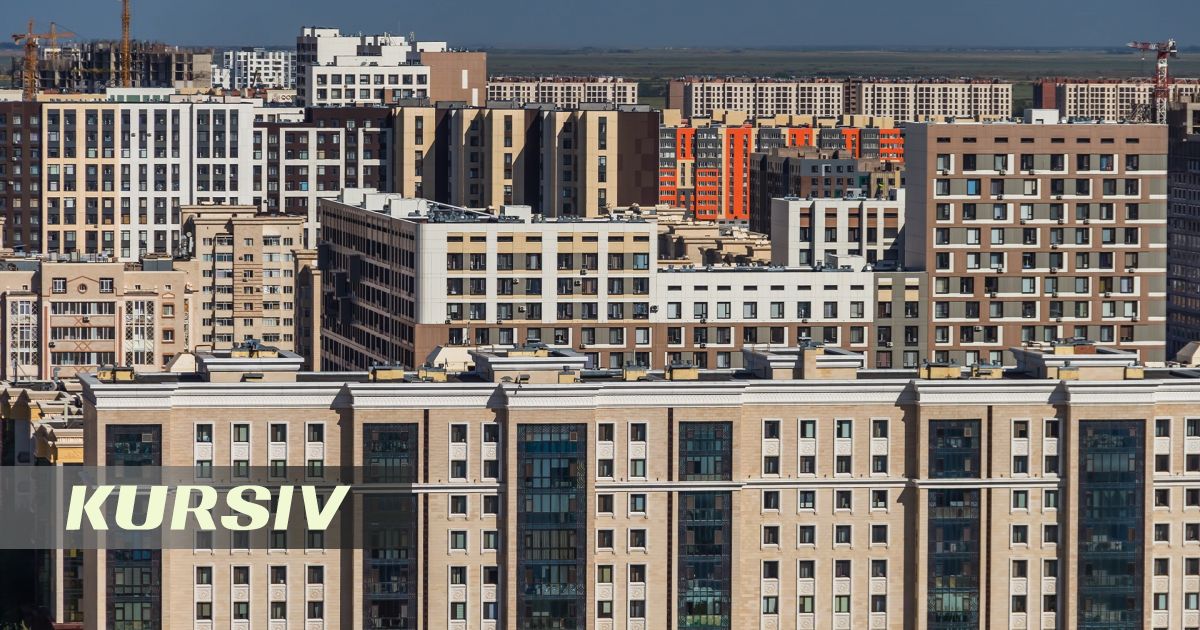 Астанада 65 жылдық үйге қайнаған су толып, акимат нақты тозуын мойындады