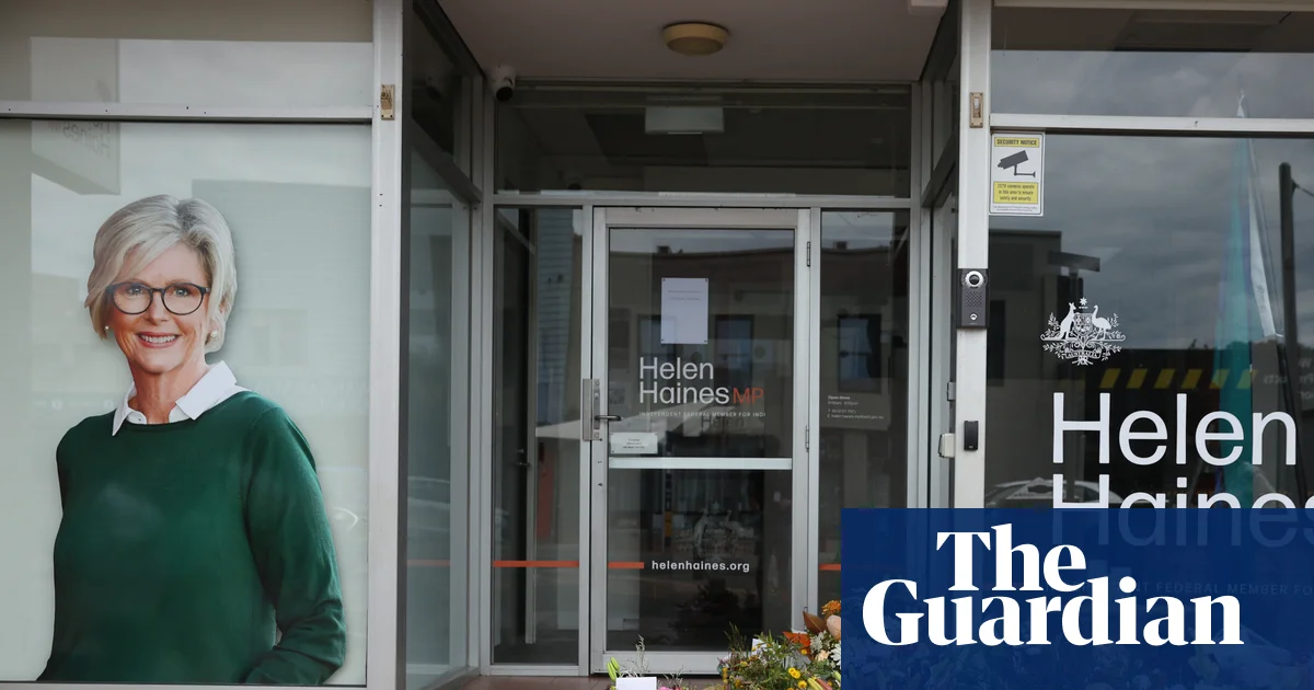 Australian politicians pay thousands for own security amid rising threats