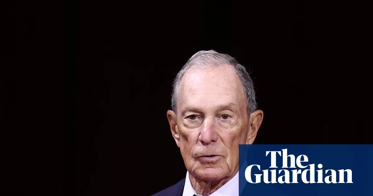 Блумберг потратит $80 млн на демократов, Трамп направит $400 млн республиканцам