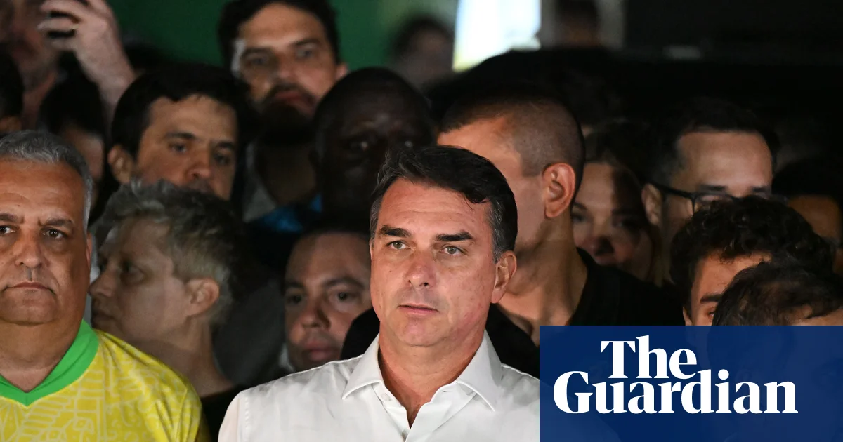 Brazil: Defeated Flávio Bolsonaro ordered to surrender passports