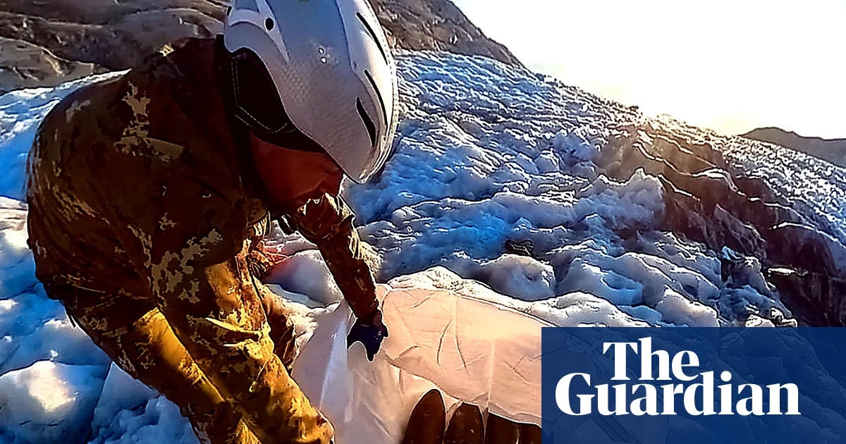Melting glaciers in Dolomites reveal cache of first world war munitions