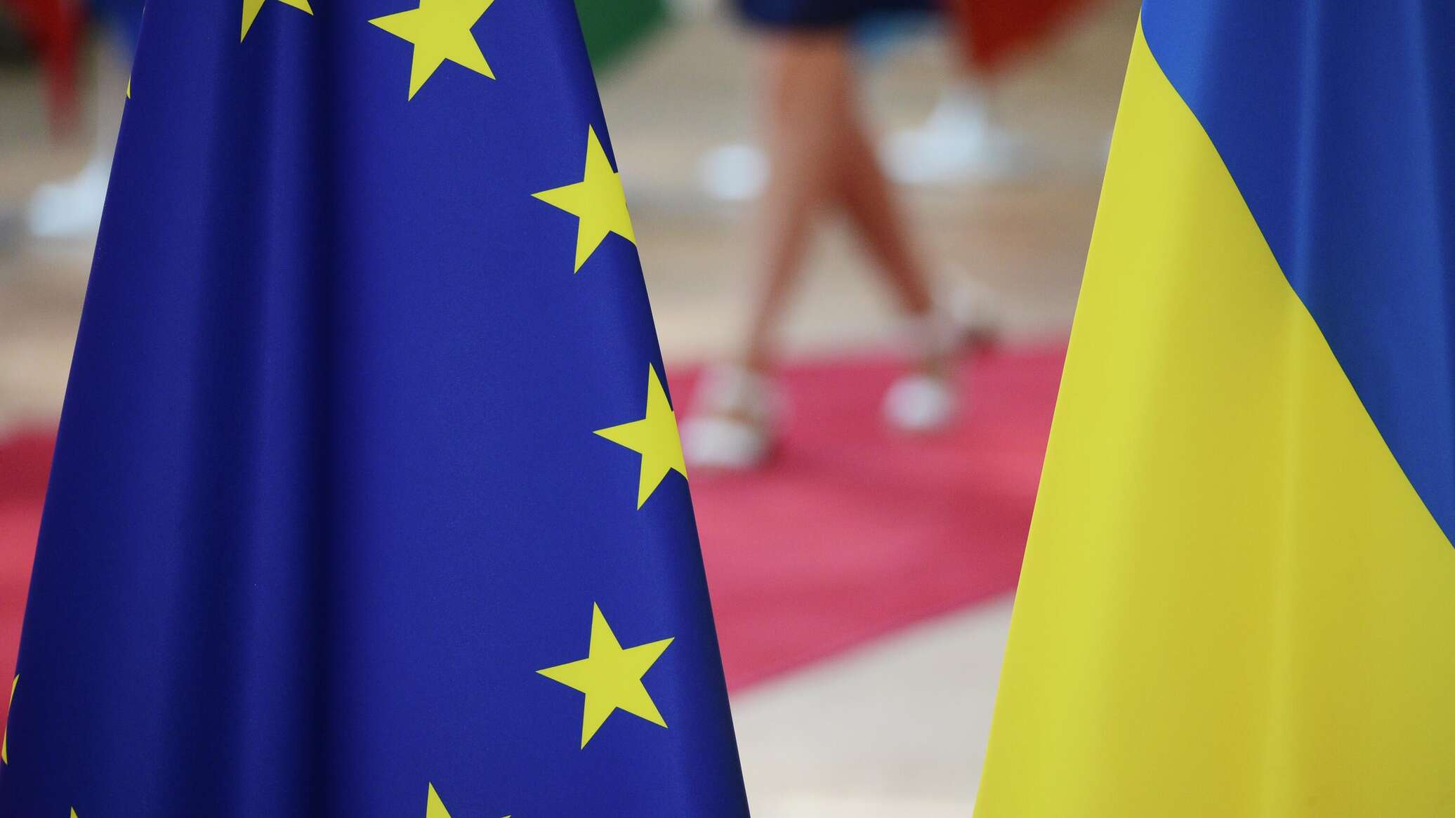 EU transfers nearly 3 billion euros in aid to Ukraine