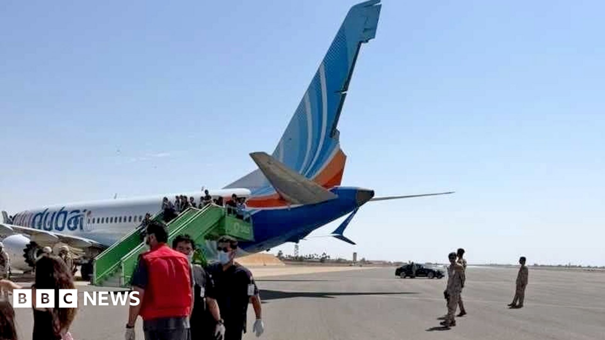 Нападавший на Flydubai начал «дрейф к экстремизму» в Австралии — ОАЭ