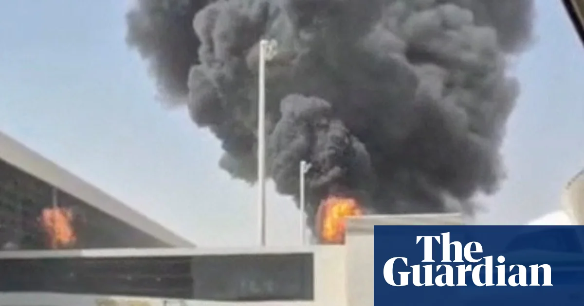 Houthis claim attack on Riyadh airport as airlines suspend flights to Saudi capital