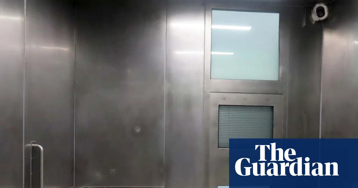 Queensland ombudsman backs away from calls to close youth prison