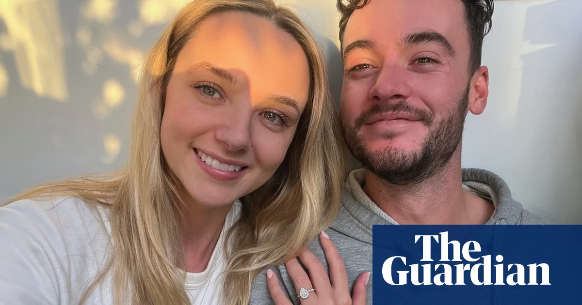 Birthkeeper who allegedly 'groomed' pregnant women to fear hospital could face criminal charges