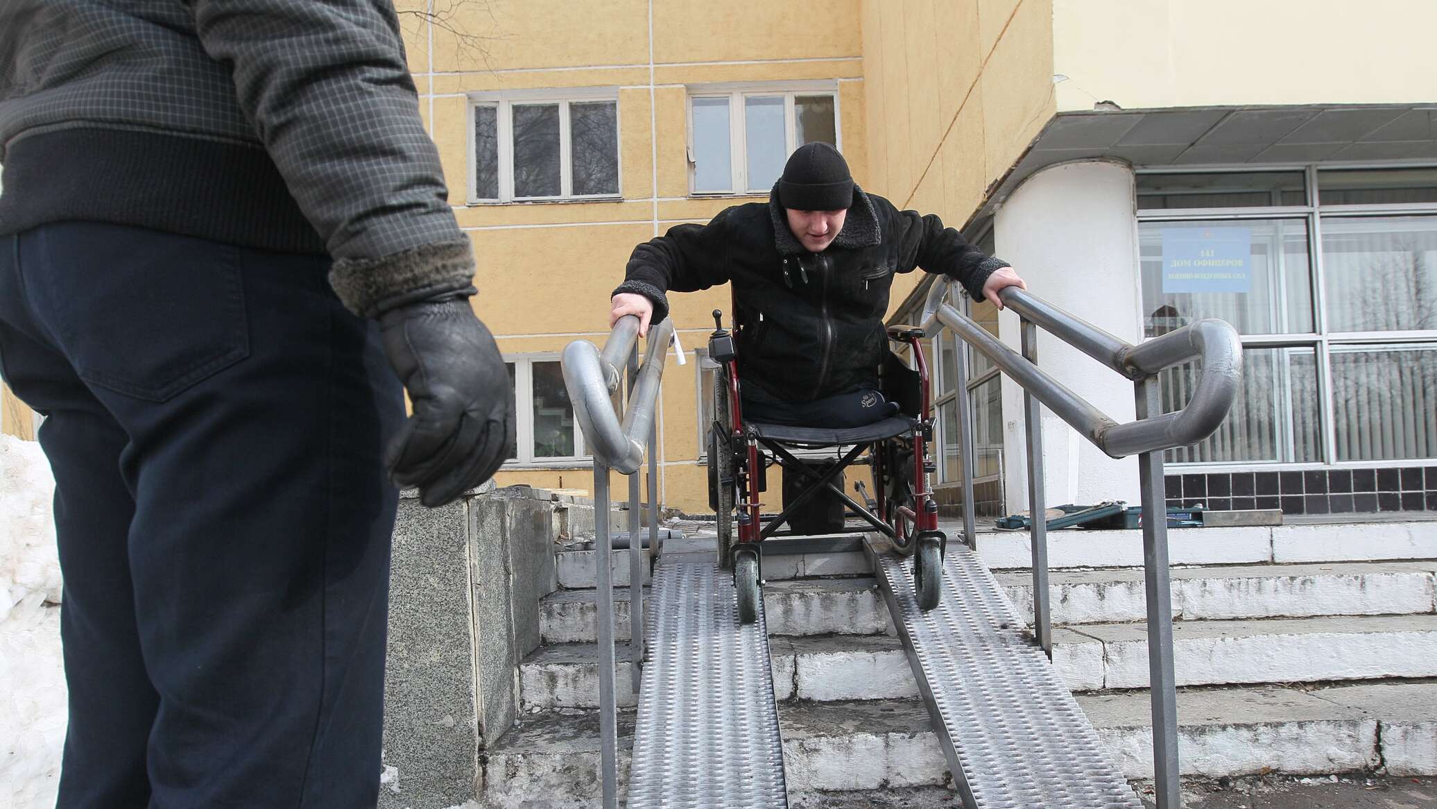 Недоступно для людей с инвалидностью: 256 новых объектов не соответствуют требованиям