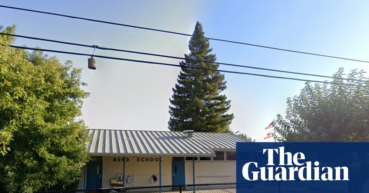 Oregon elementary school shooting: children among injured