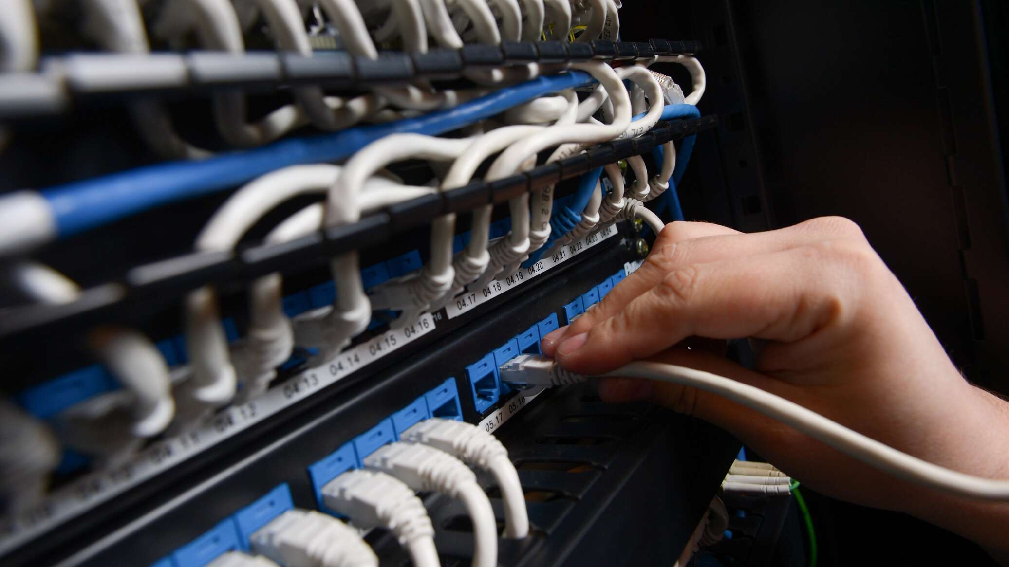 26-year-old man detained in Karaganda on suspicion of stealing internet cable