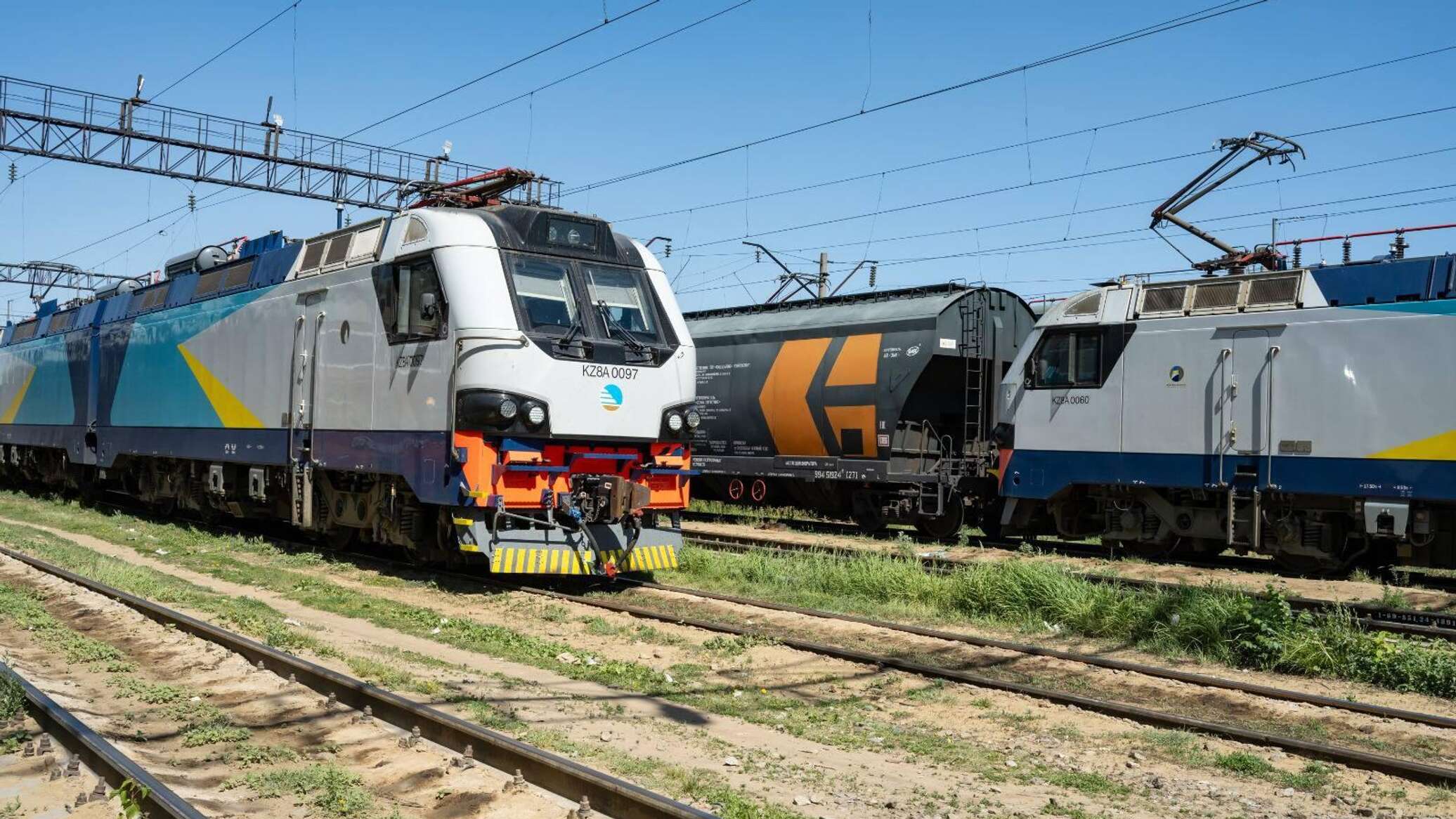 KTZ locomotive fleet expanded with 18 new locomotives