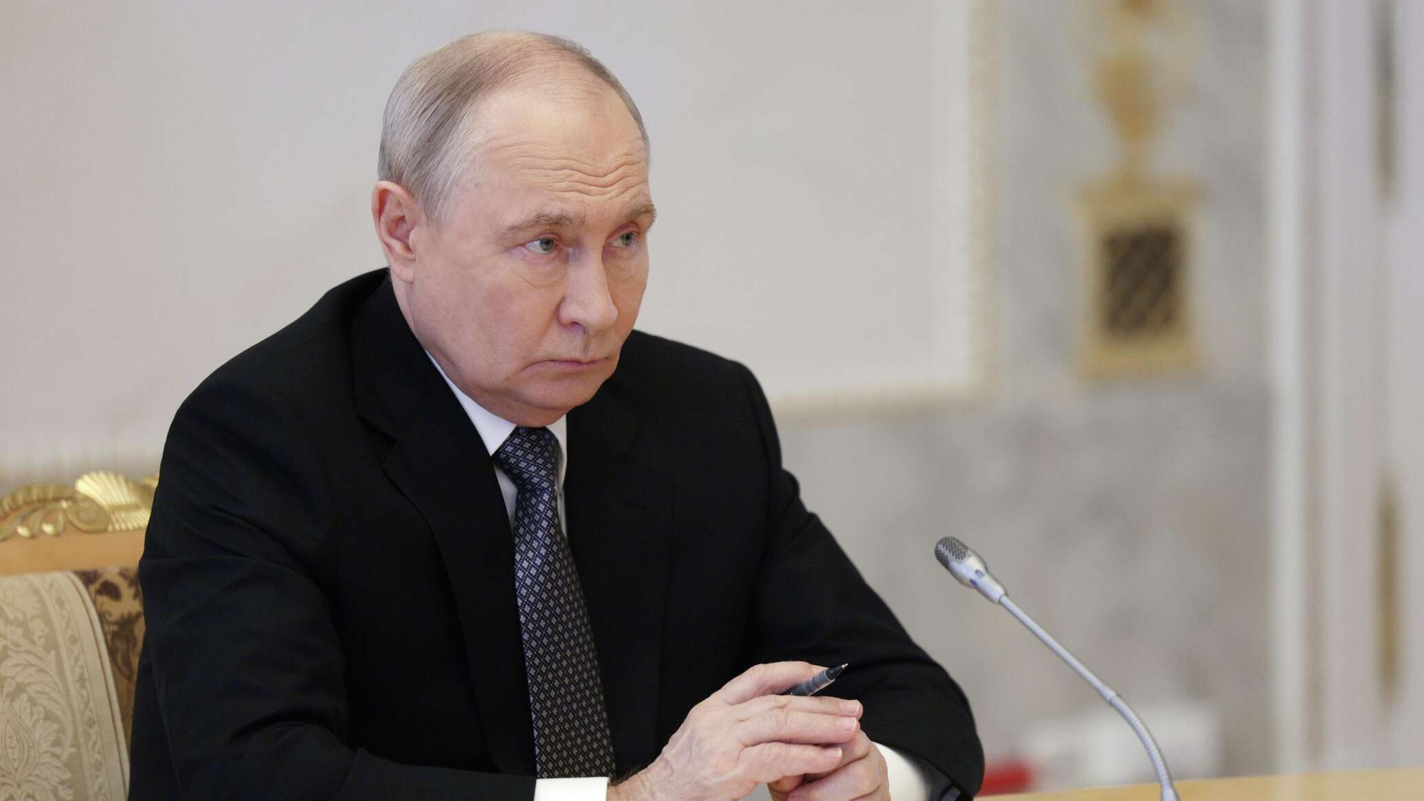 Russia ready to resume trilateral talks on Ukraine in November
