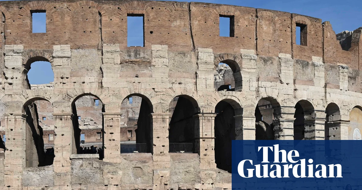 Rome locals incensed by rise in golf cart tours as authorities crack down