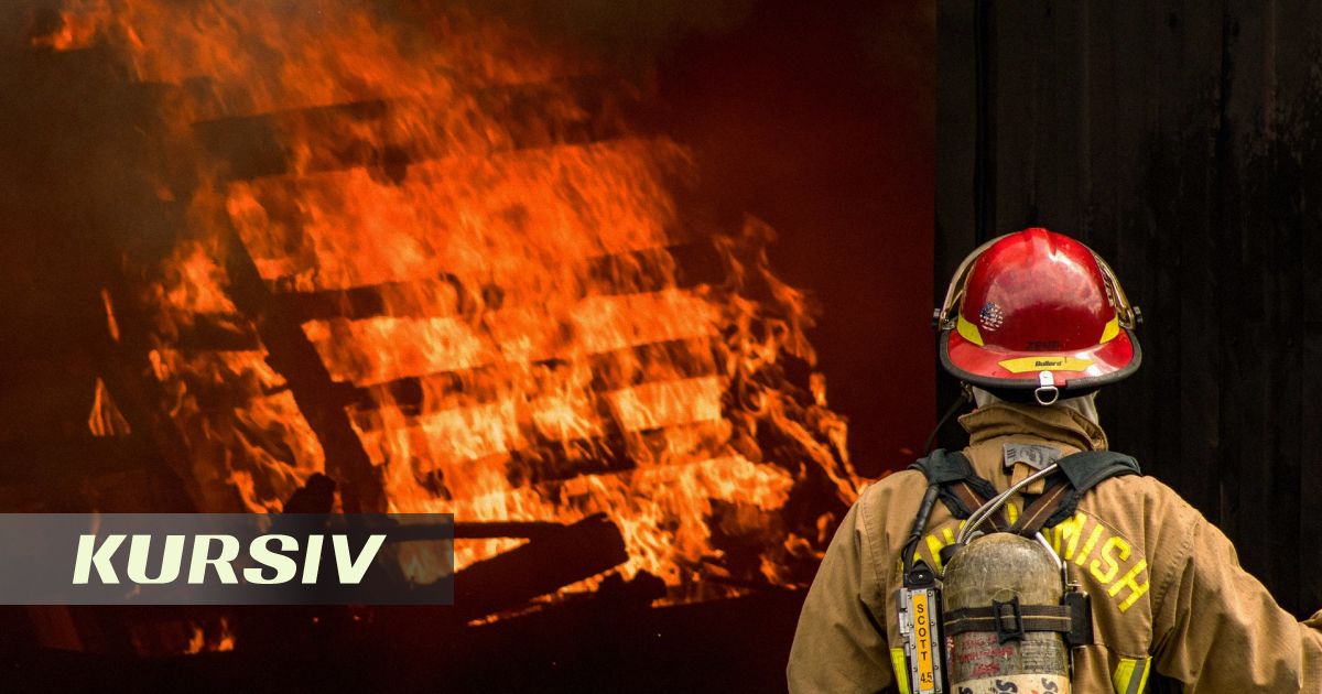 17 people evacuated after fire in Satpayev residential building
