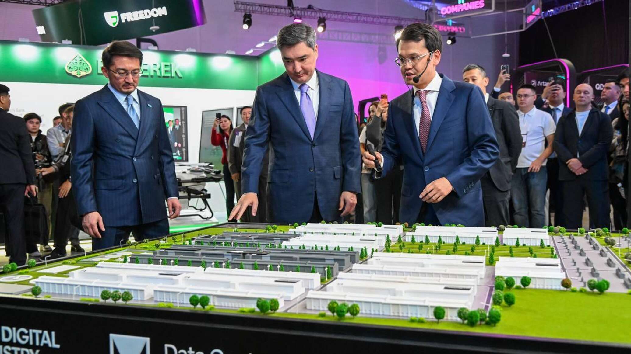 Over 1,500 foreign IT specialists apply to reside in Kazakhstan