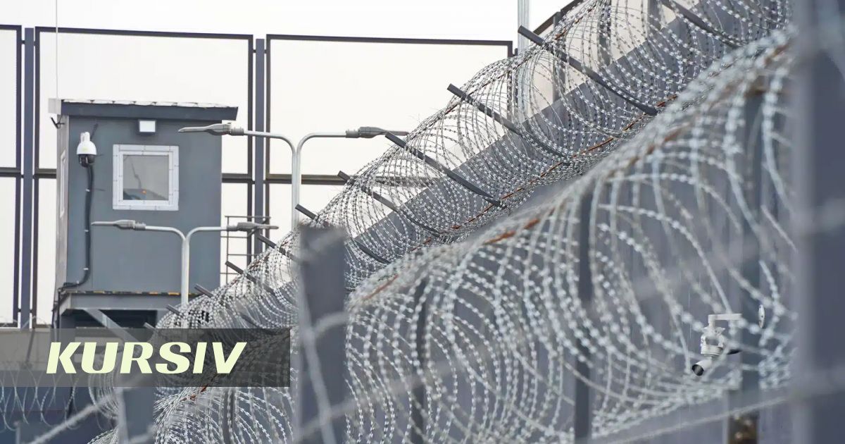 В ВКО пресекли попытку переброса свертка в колонию