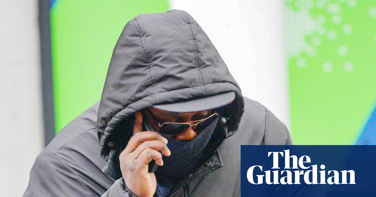 Суд: мужчина накачивал жену наркотиками и приглашал мужчин для её изнасилования