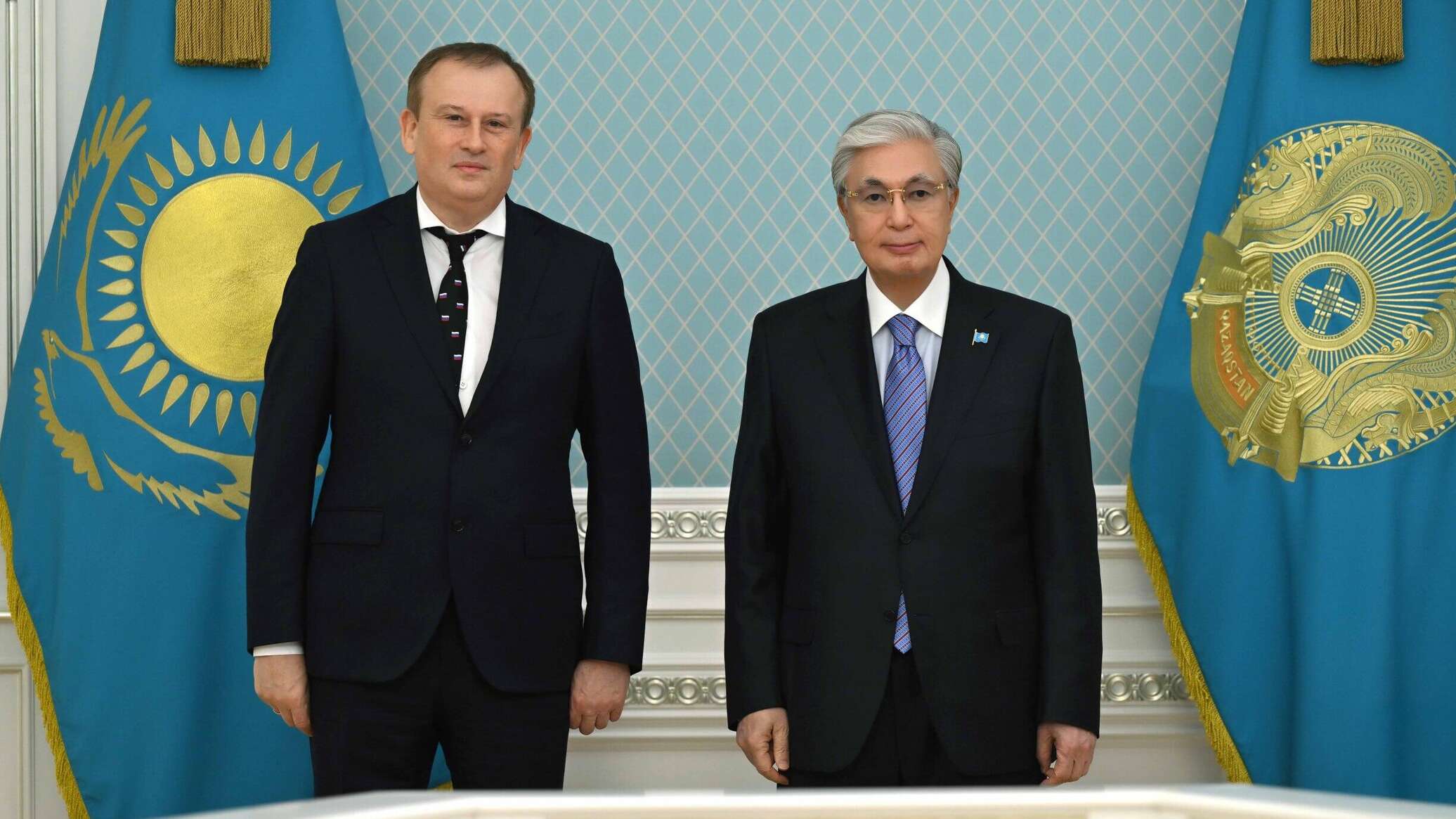 Tokayev receives Leningrad Region governor, gets greetings from Putin