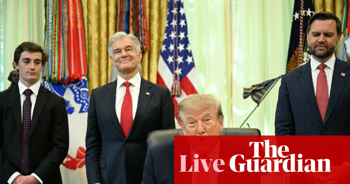 Трамп аралық сайлауда республикашылдарды қолдауға 400 млн доллар жұмсайды