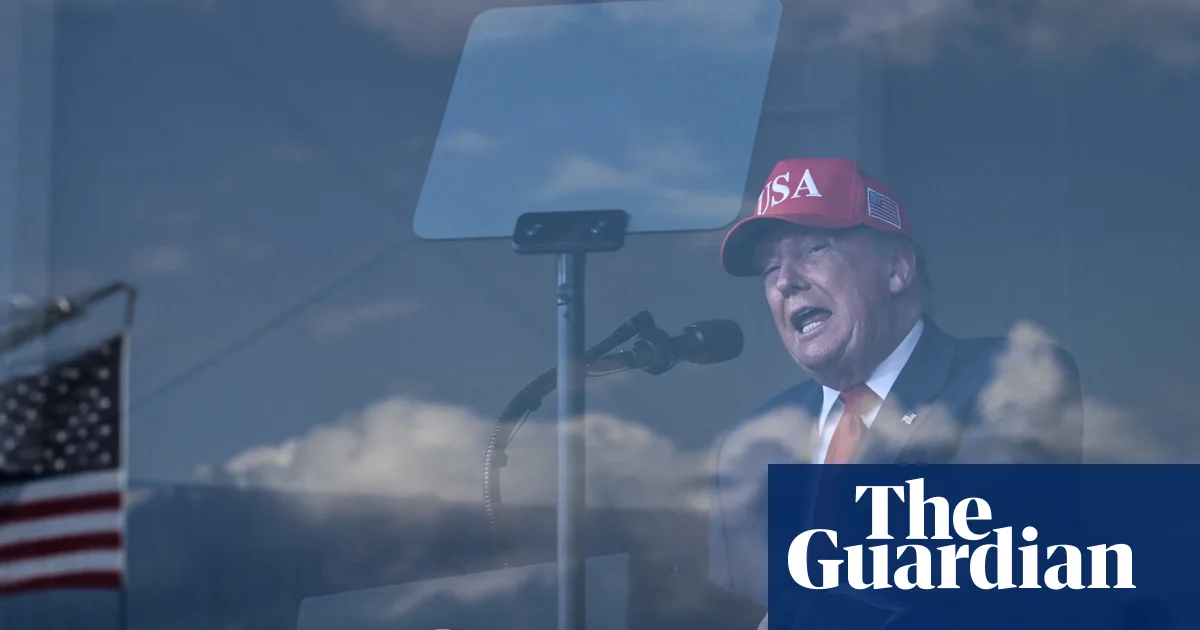 Трамп в Джорджии ложно заявил о нелегитимности избрания Осcоффа