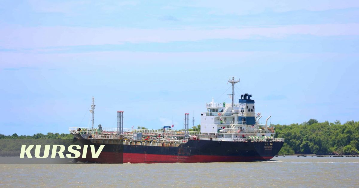 Tanker Unity with Kazakh crew member towed closer to Indian coast ahead of storm
